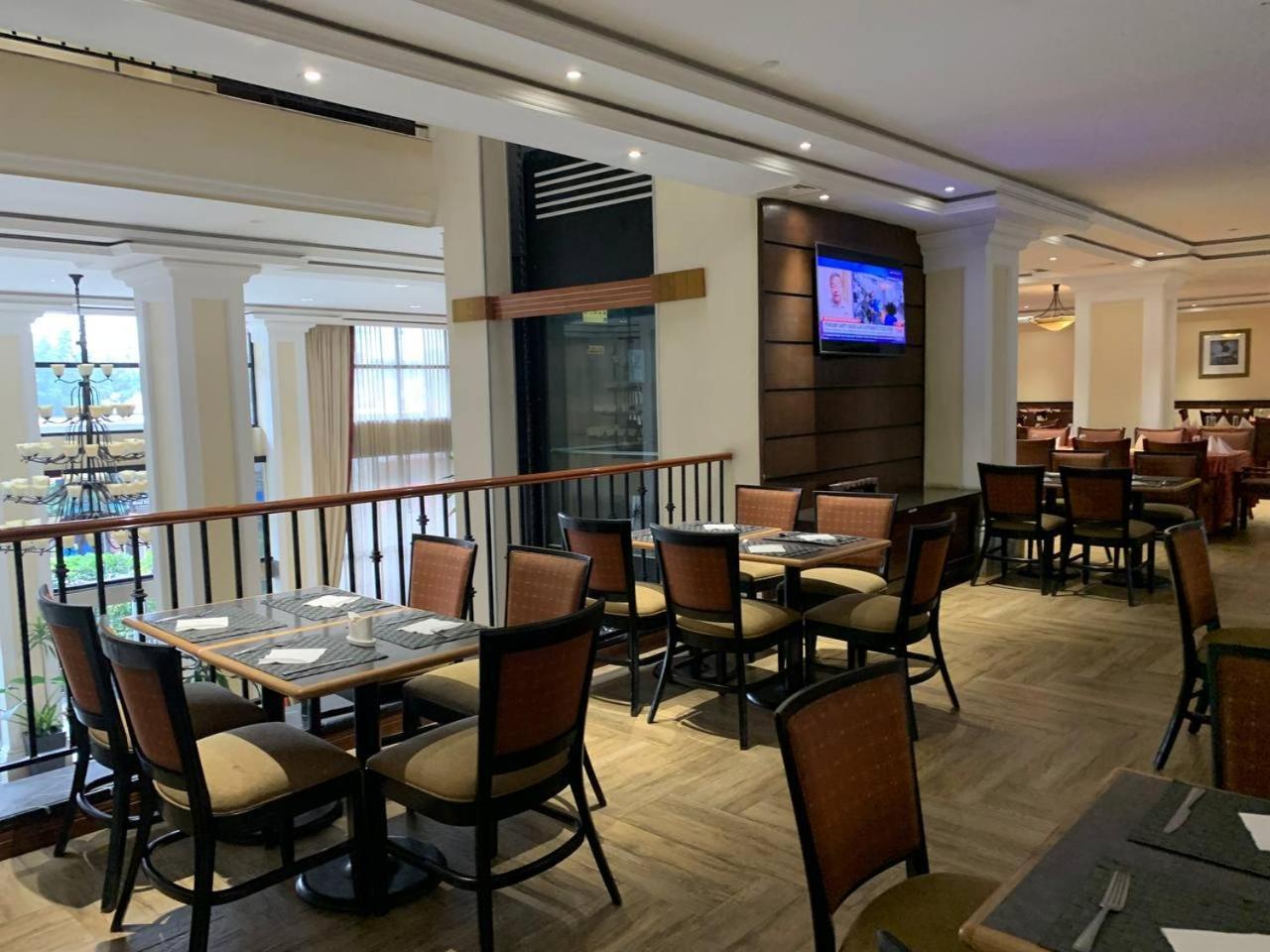The Hub Hotel Аддис-Абеба Экстерьер фото